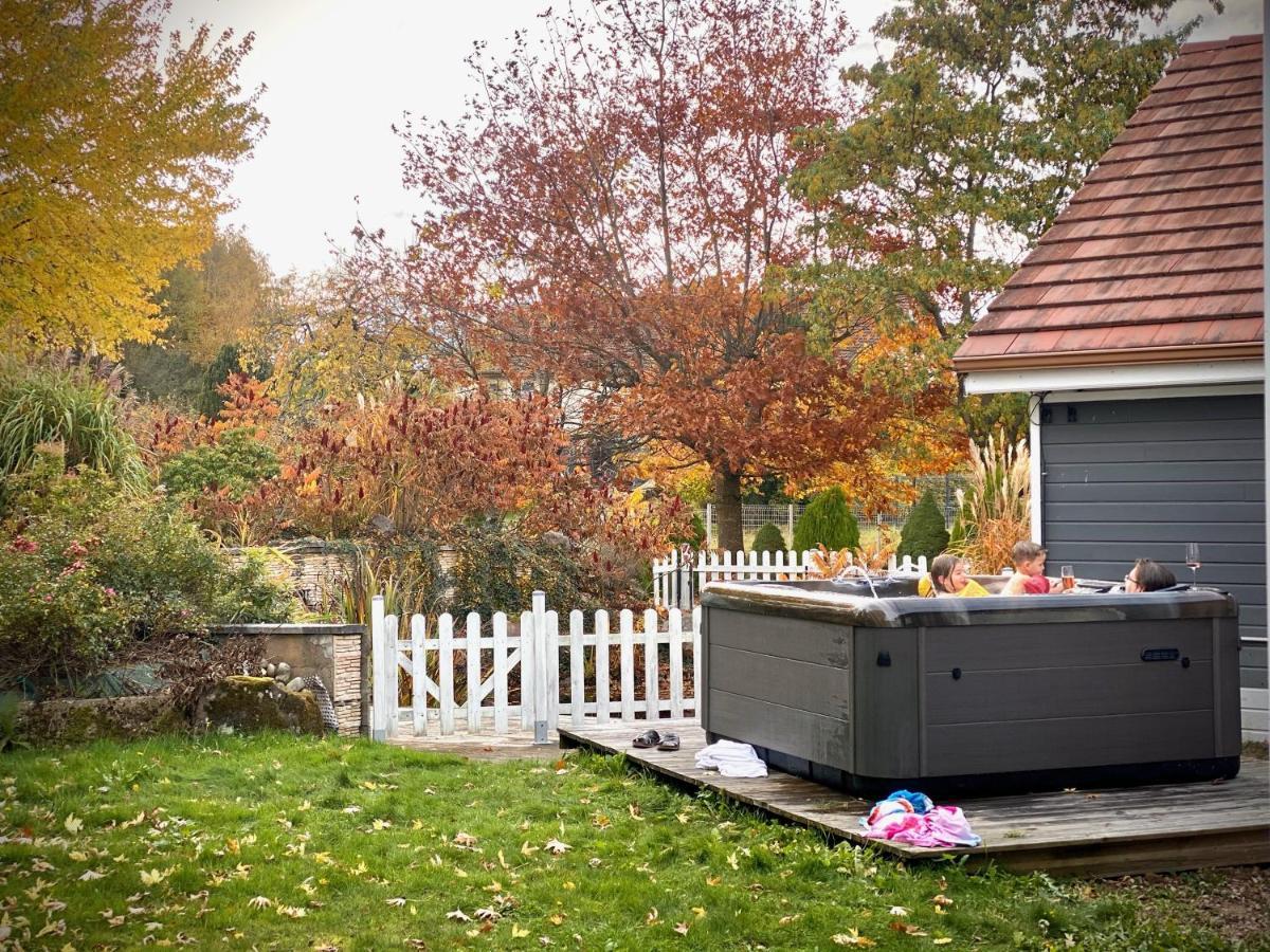 Laval-sur-Vologne Villa 200M2 Avec Piscine Chauffee & Spa & Sauna & Kota-Grill מראה חיצוני תמונה